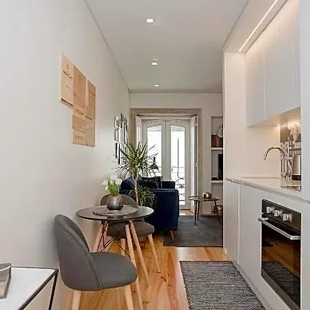 Liiiving In Cozy Chic Downtown 4* Porto